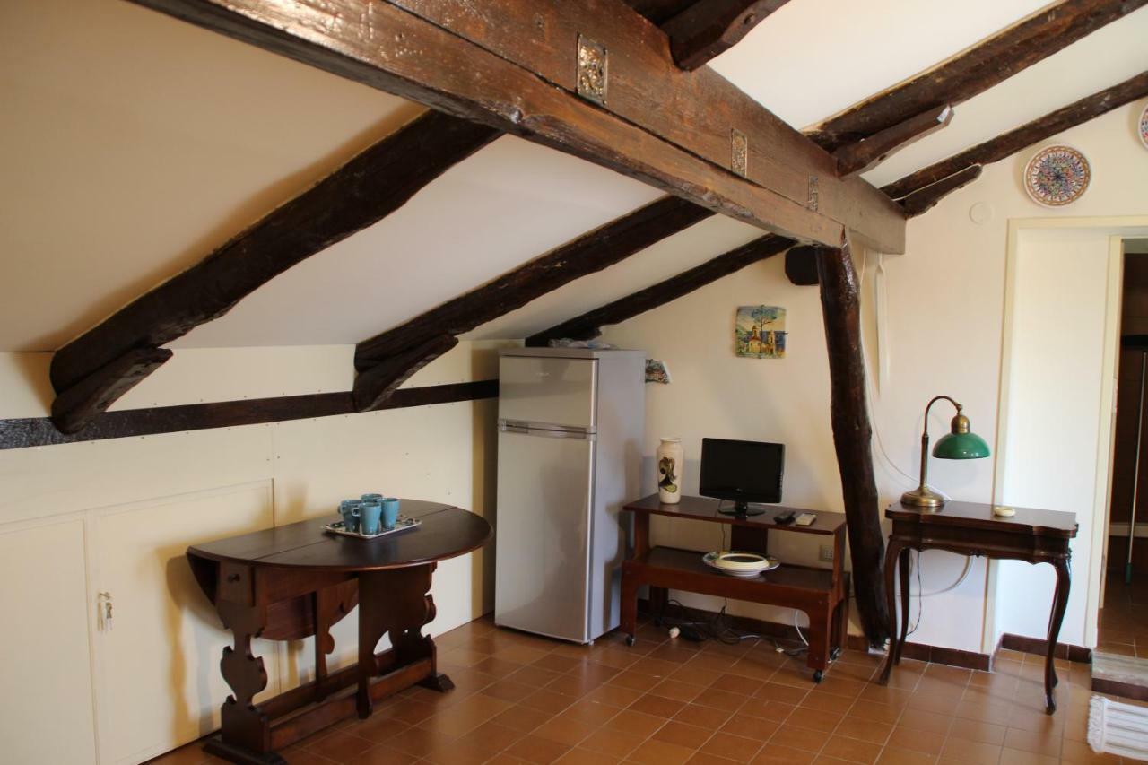 Caravita, 14 Naples