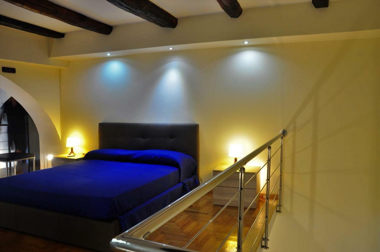 Monticelli Apartment *
