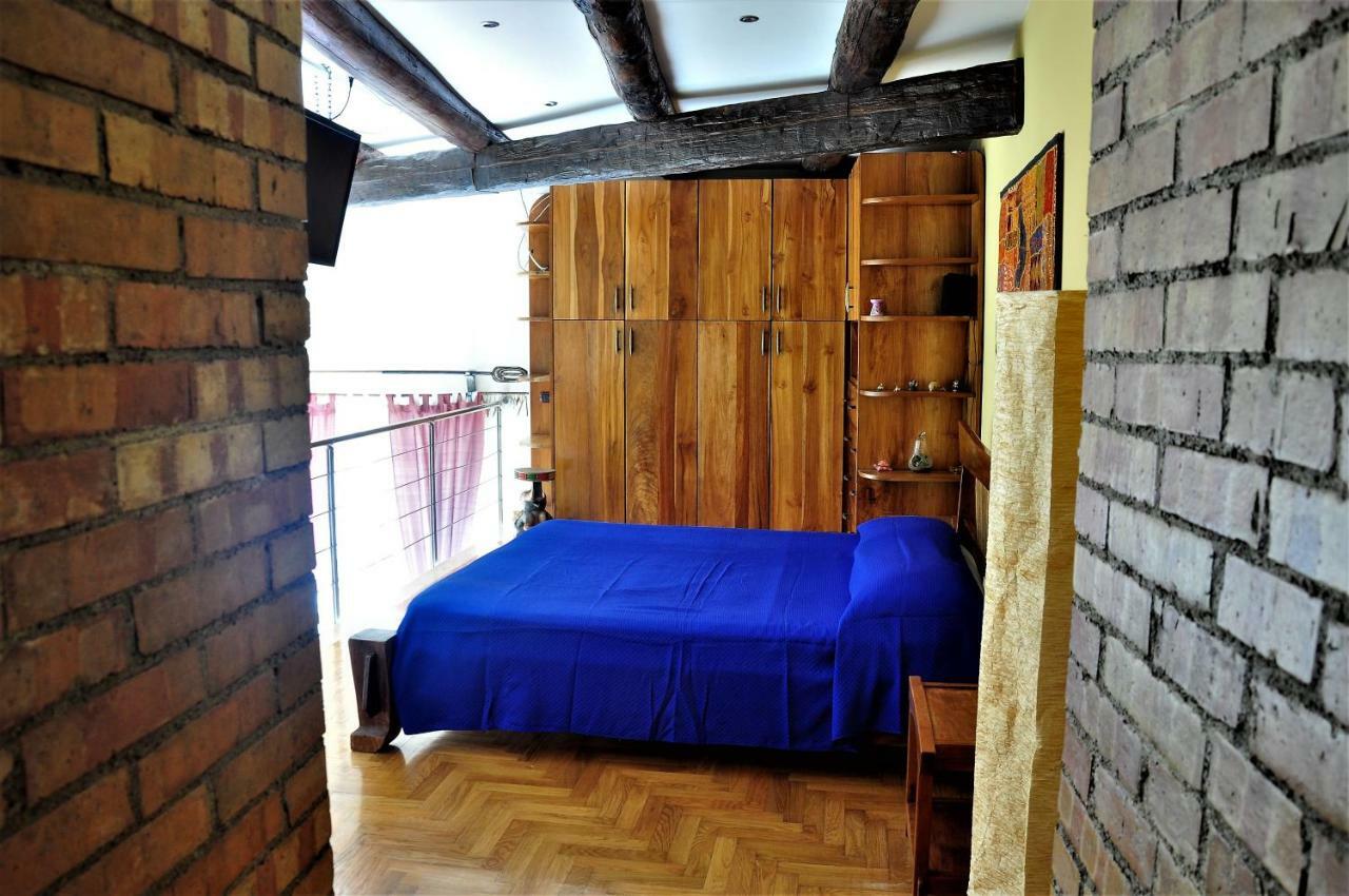 Monticelli Apartment *