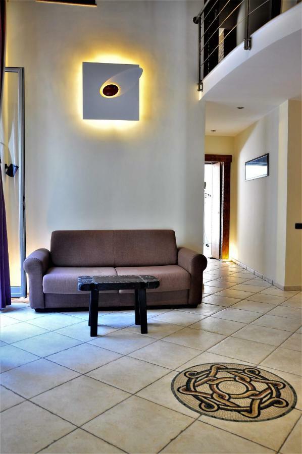 Monticelli Apartment