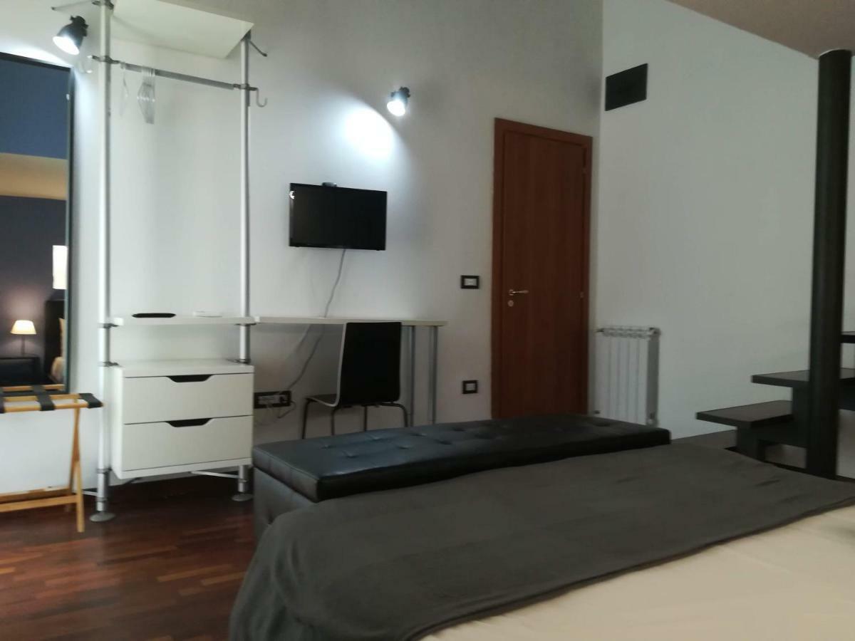 Apartment Vicaria - - *