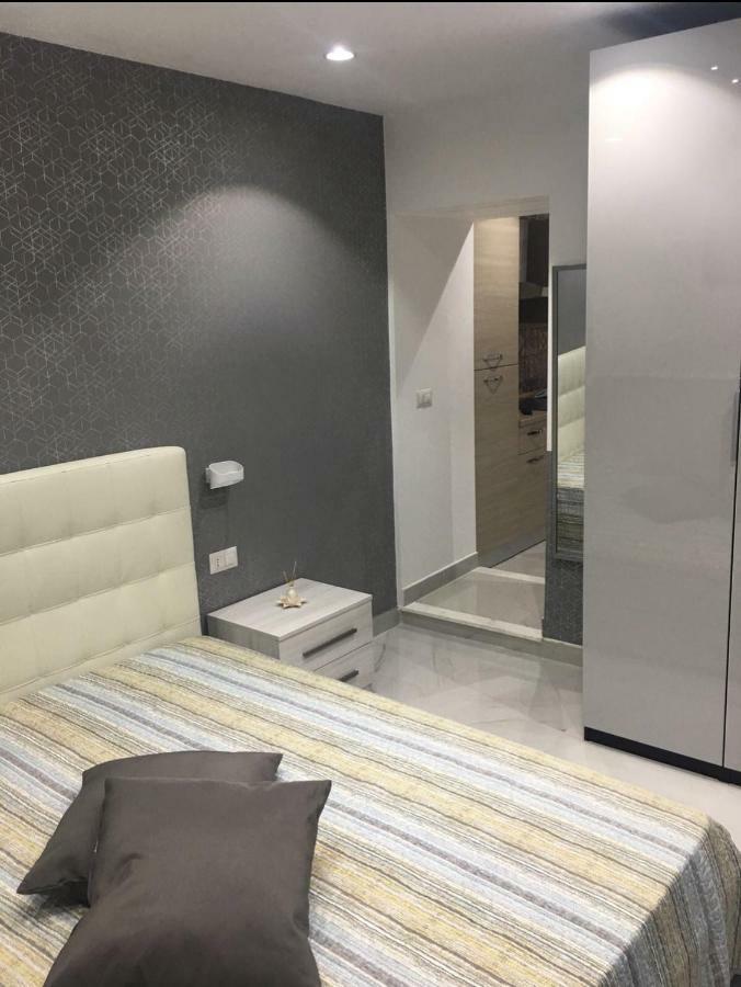 Settembrini House Naples