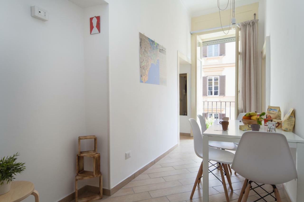 Holiday home Centro - Duomo Naples