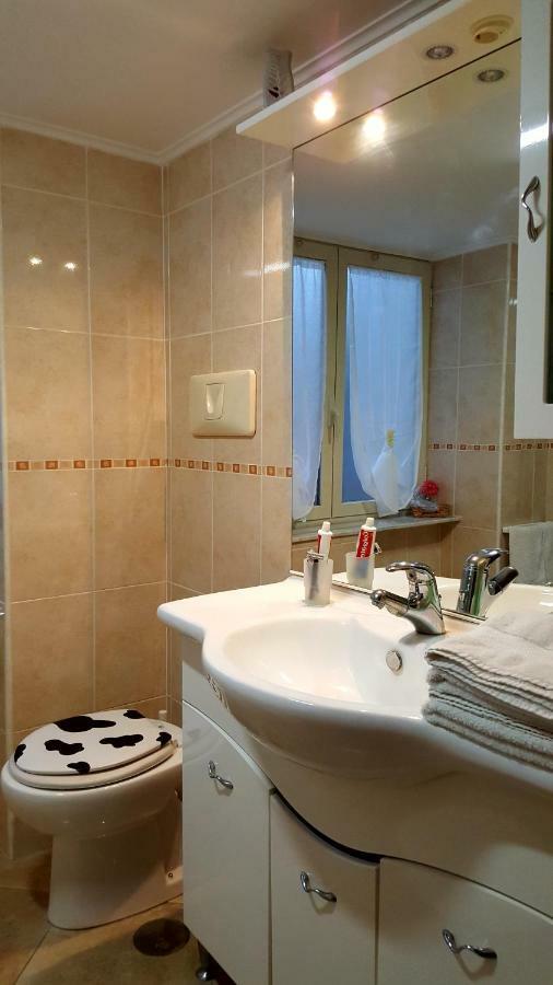 Una Casetta Al Centro Di Apartment Naples