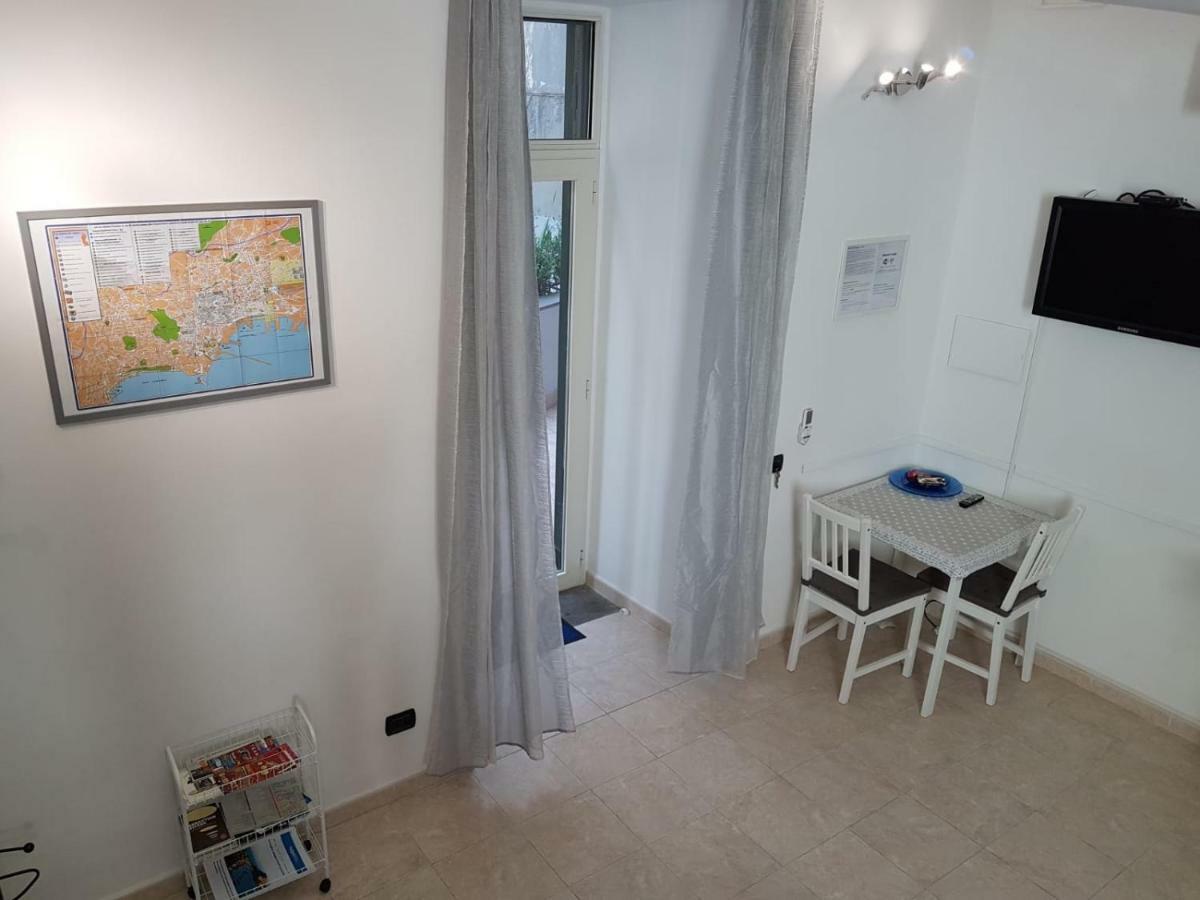 Vincent's Apartment Naples