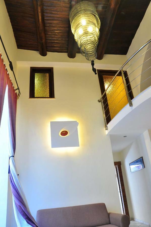 Monticelli Apartment *