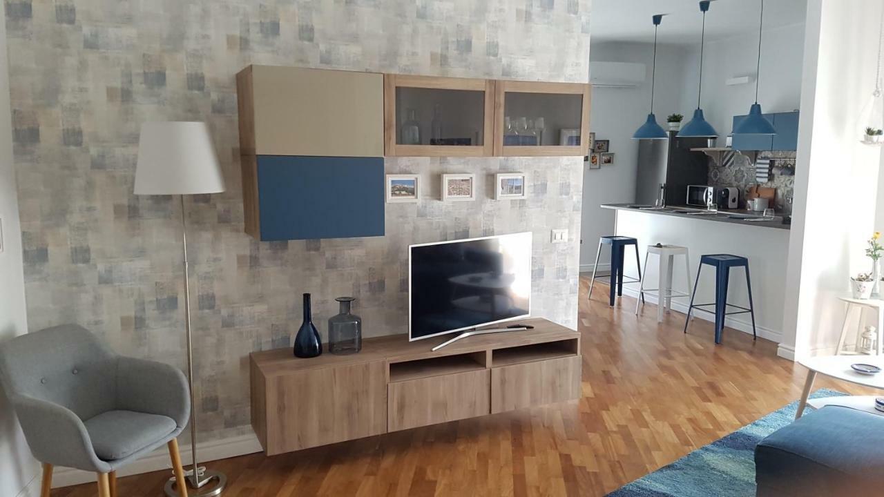 A Casa Di Ele Naples