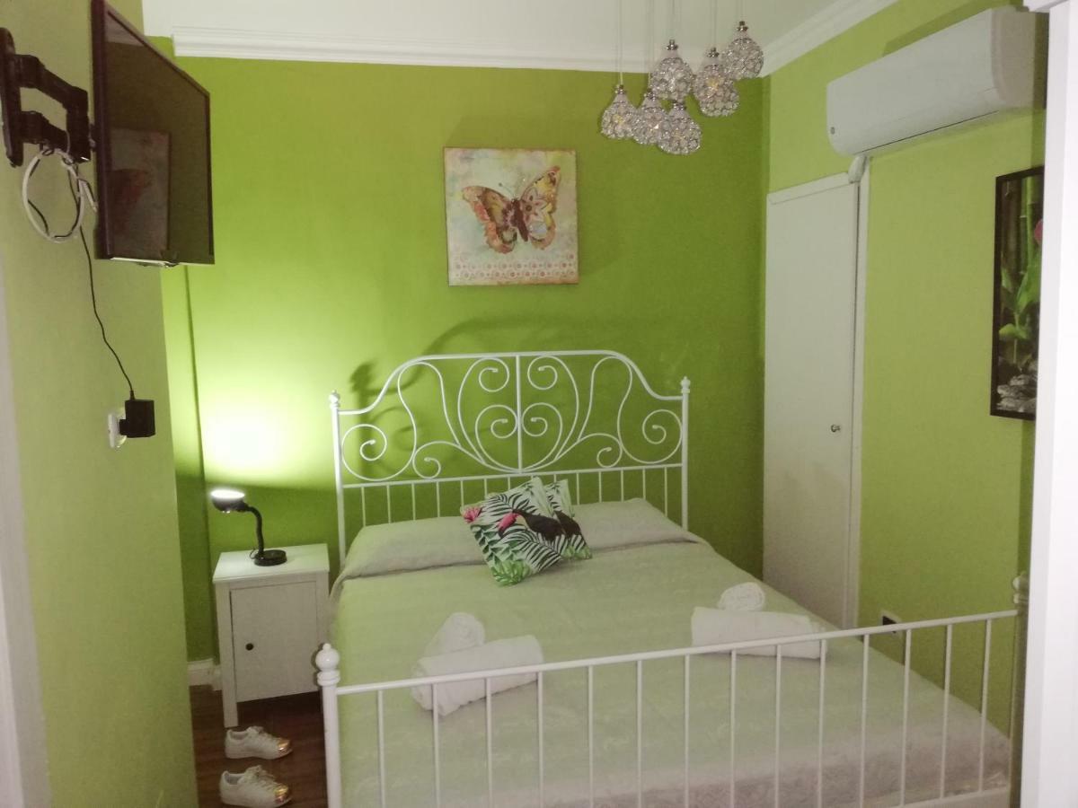 Apartment Chiaia 100 Naples