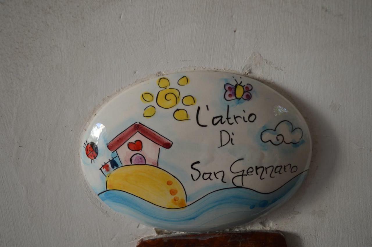 L'atrio Di San Gennaro Naples
