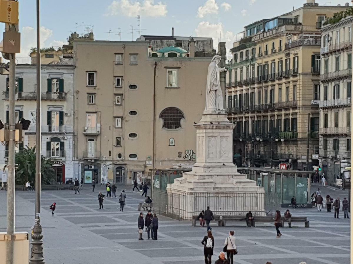 La Finestra Su Dante * Naples