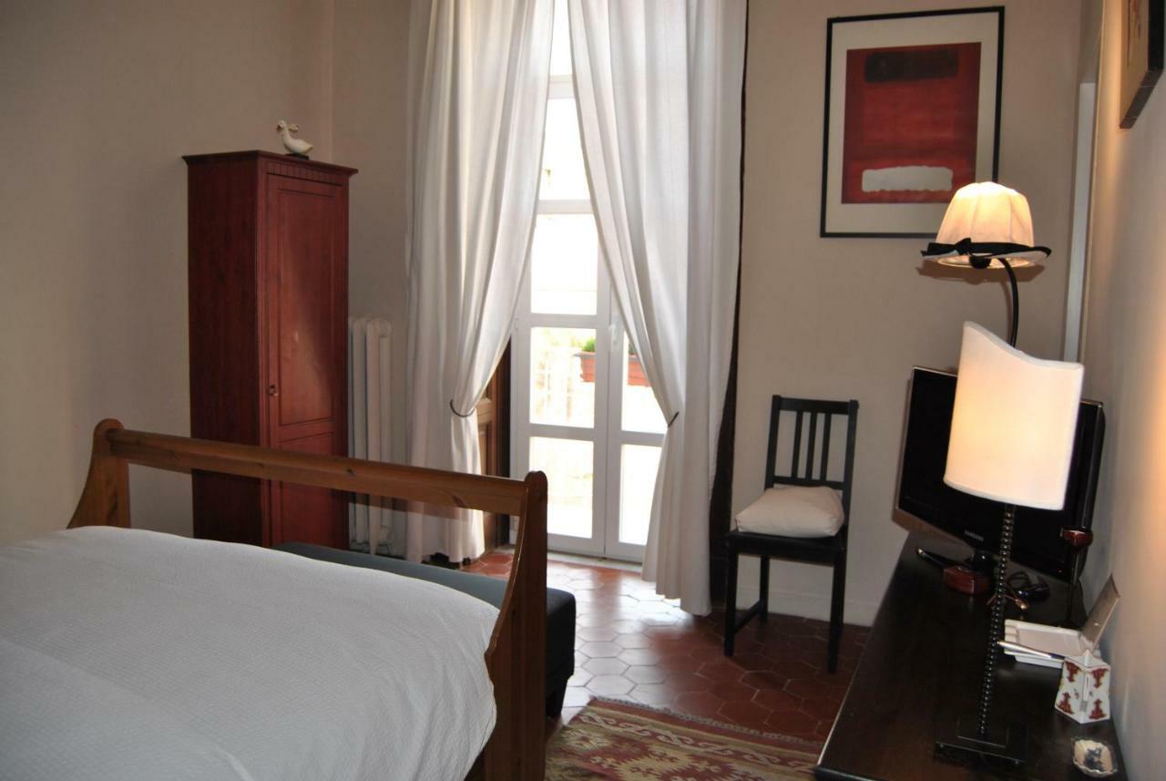 Serenella 5* Naples