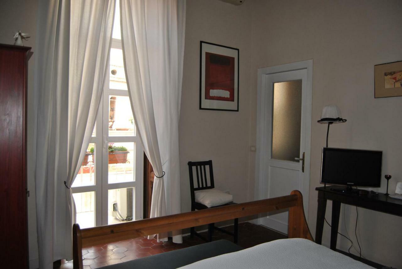 Bed & Breakfast Serenella Naples