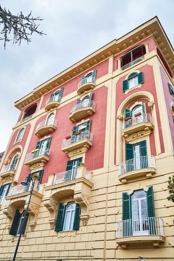 Klimt P.zza Amedeo Guest house Naples