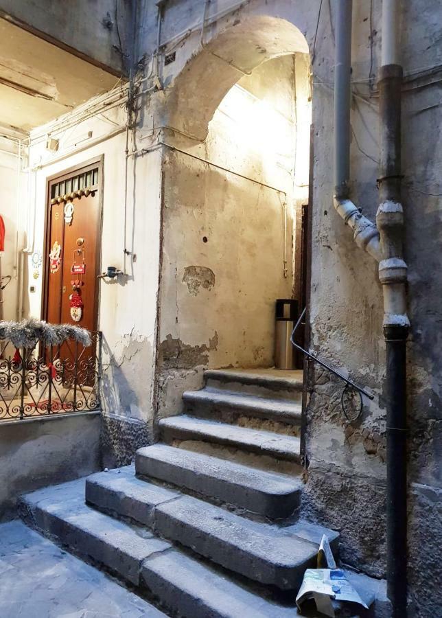 Vecchia - Spaccanapoli Apartment Naples