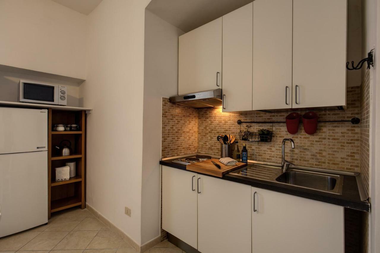 Janara Naples