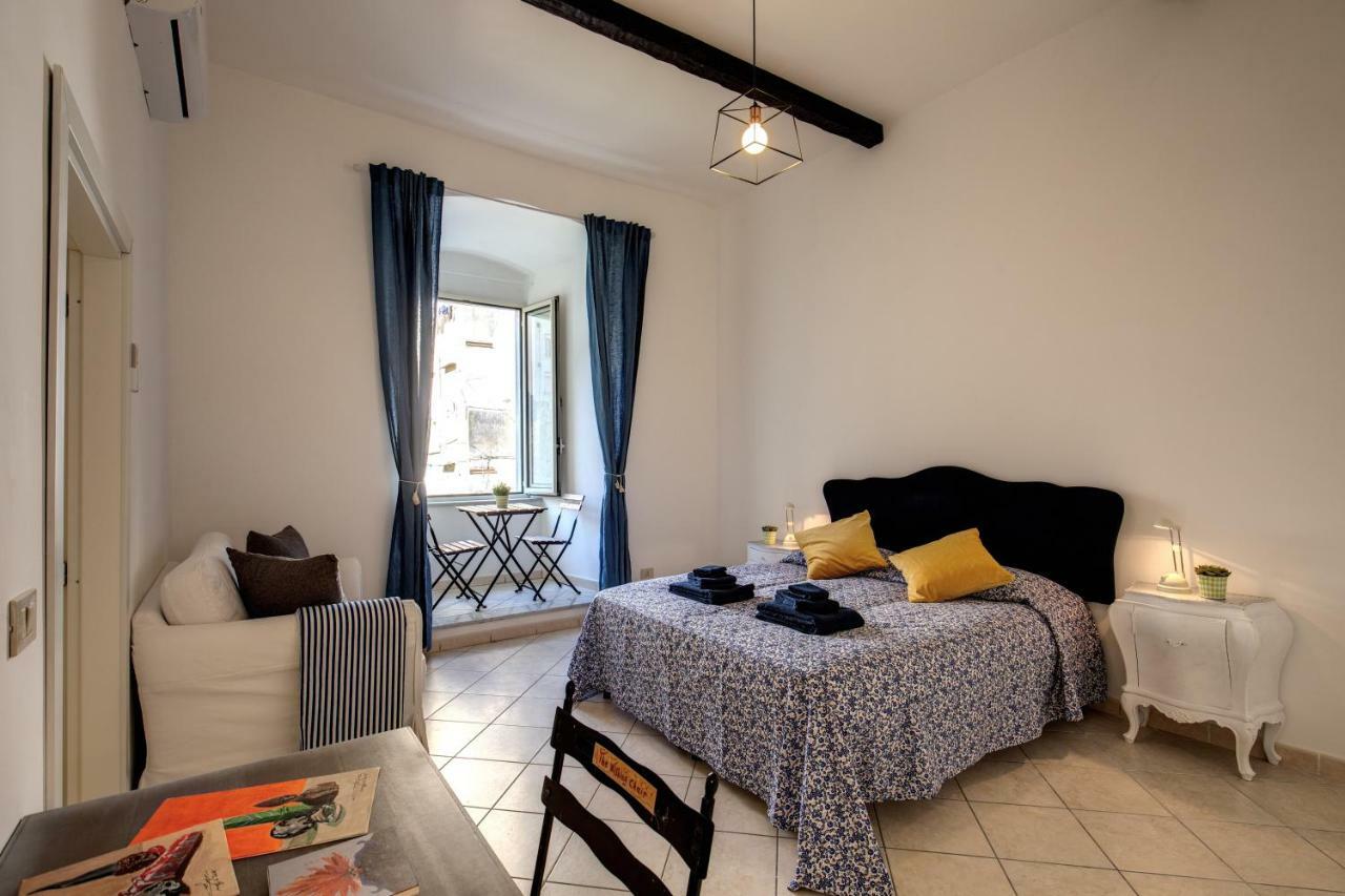 Janara Apartment *