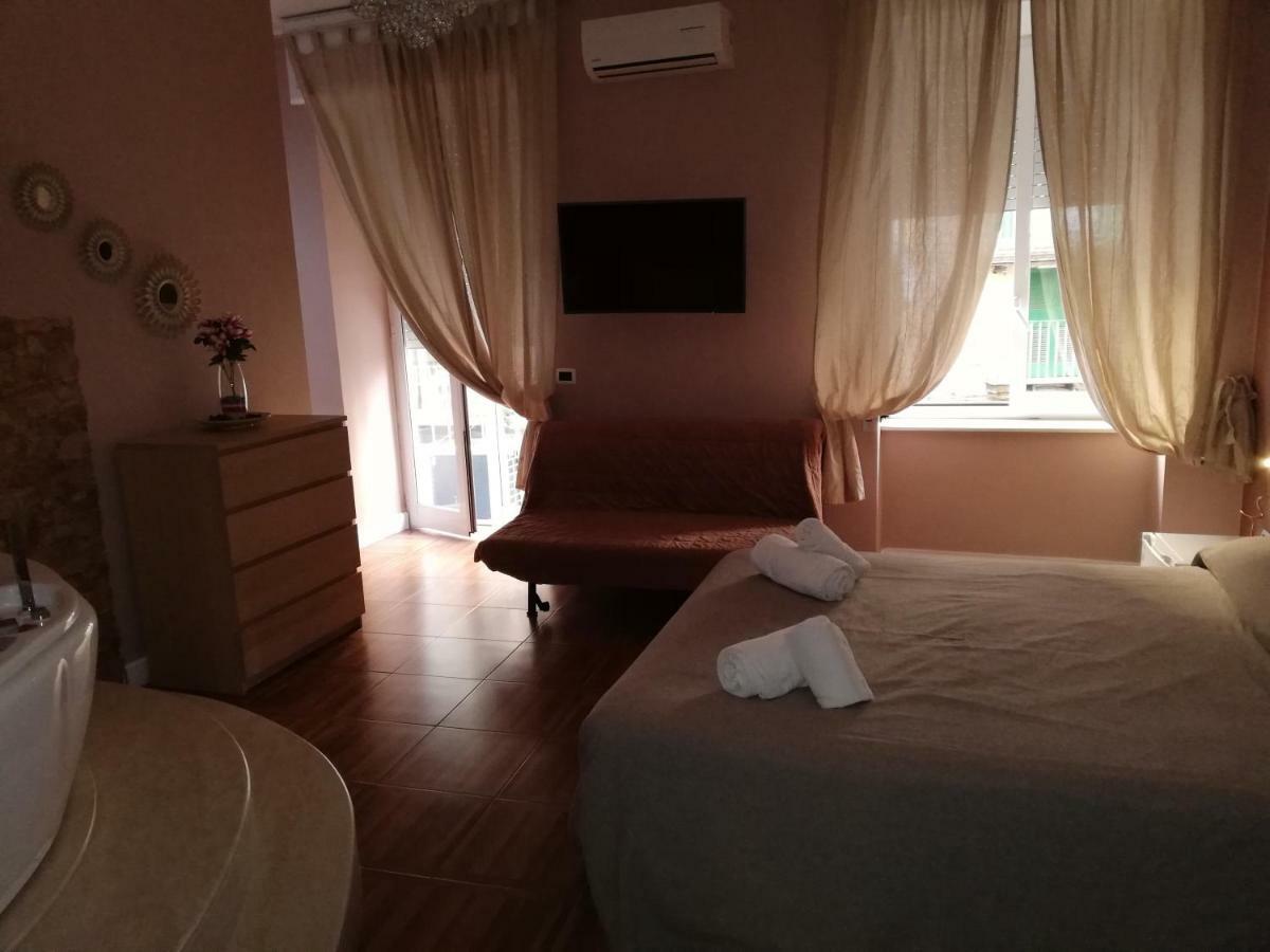Arco Di Chiaia Holiday home Naples