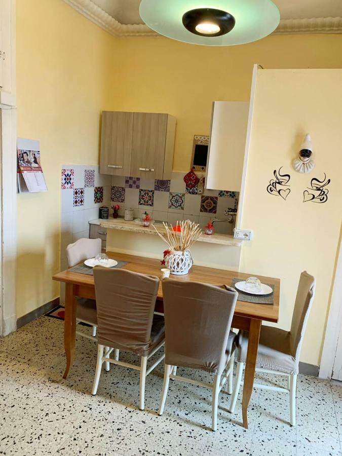 Apartment I Tetti Del Centro Storico Naples