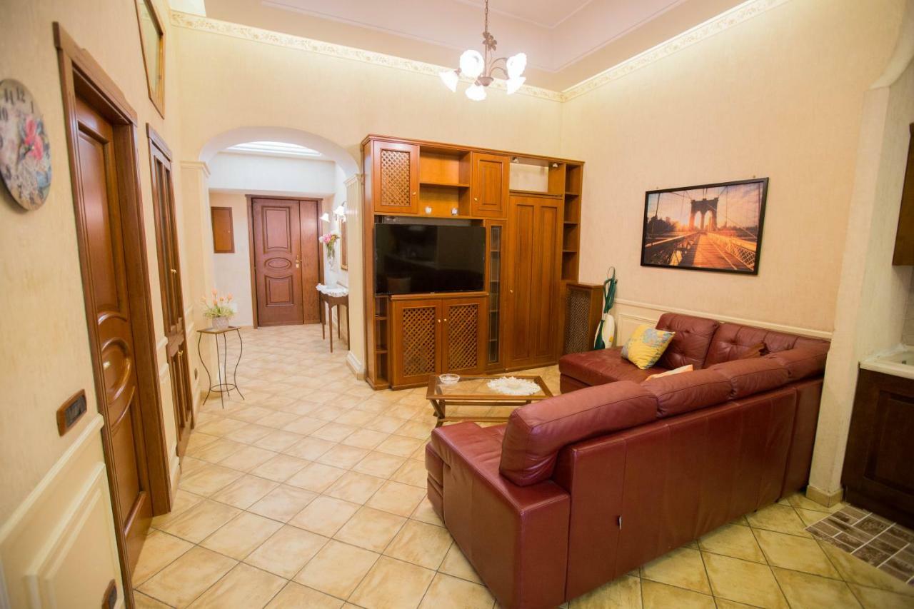 Marty House Holiday home *
