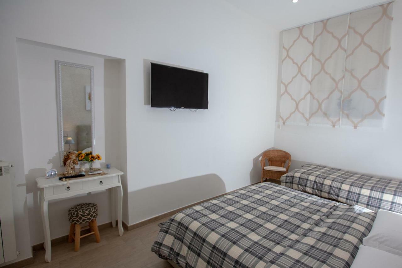 Garibaldi House Naples