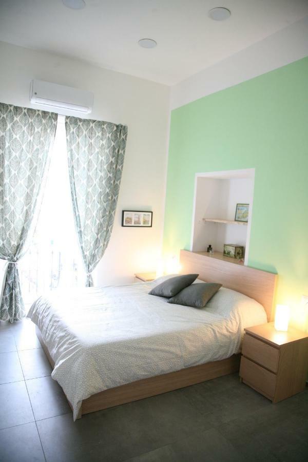 Bed & Breakfast Alyssa House