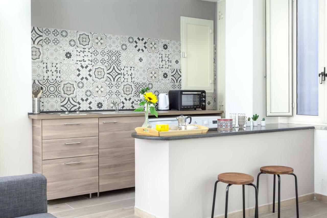 Manuela Centro Storico Apartment *