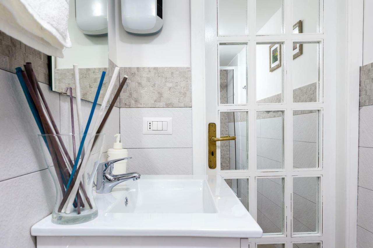 Apartment Manuela Centro Storico Naples