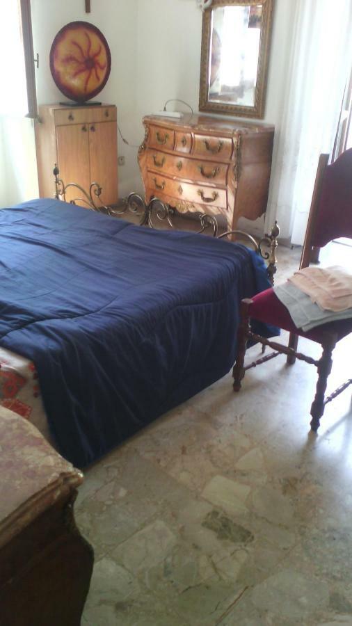 Luce Di Homestay Naples