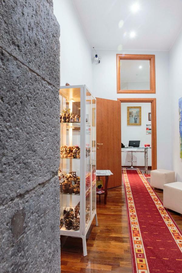 Palazzo Carafa Della Spina Apartment Naples