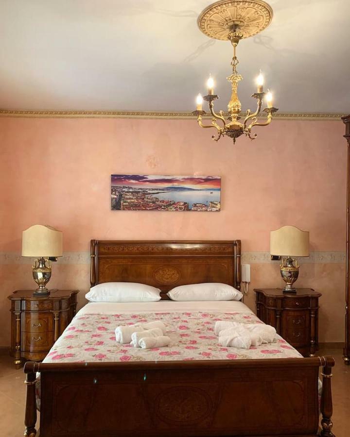 Holiday home San Gennaro House Naples