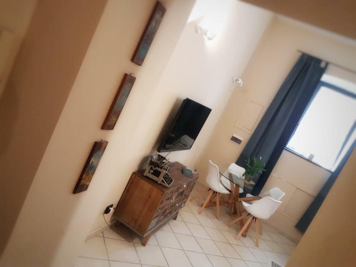 Casa Andrea - Plebiscito Naples