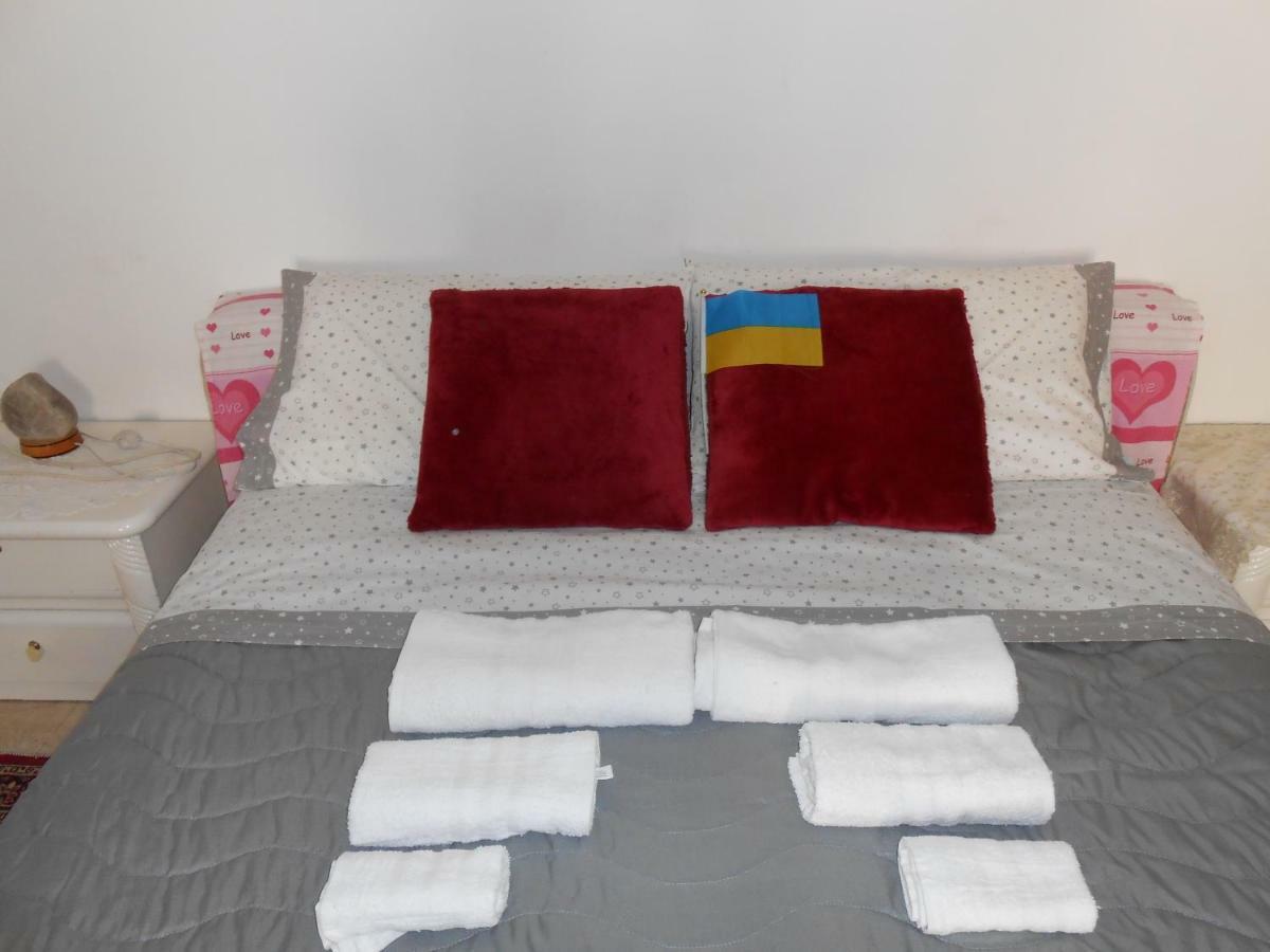 B&B Appartamenti Napoli Bed & Breakfast 2*