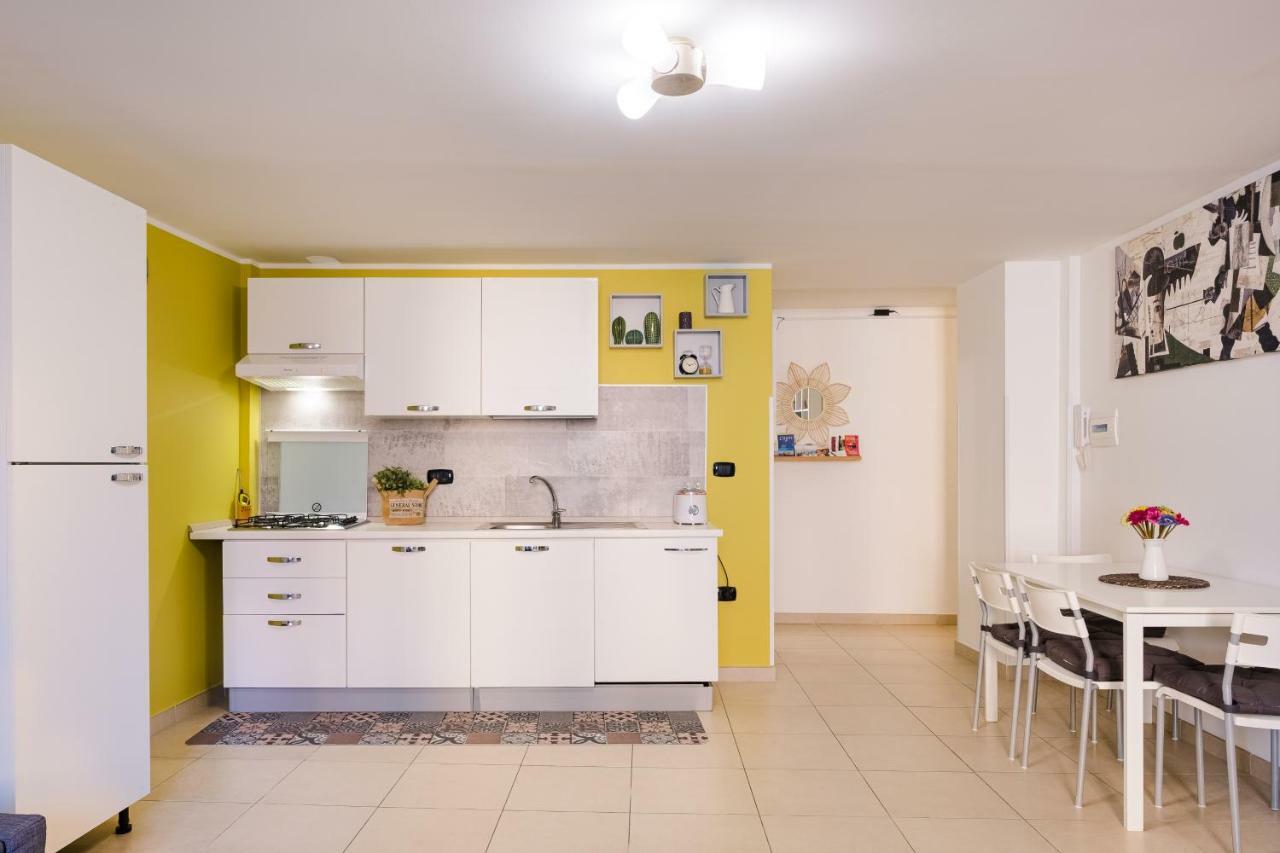 Modern House Apartment *