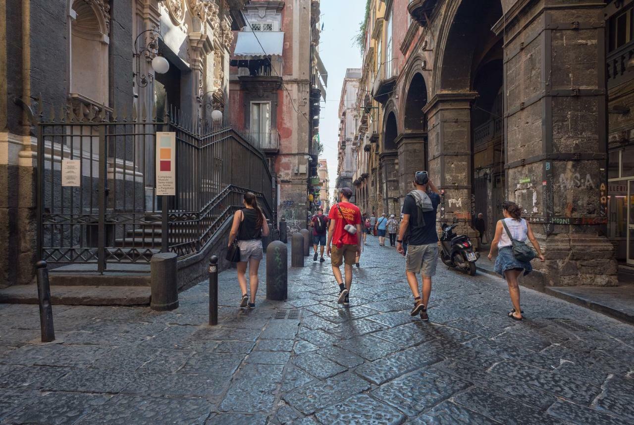 Stanzulell * Naples