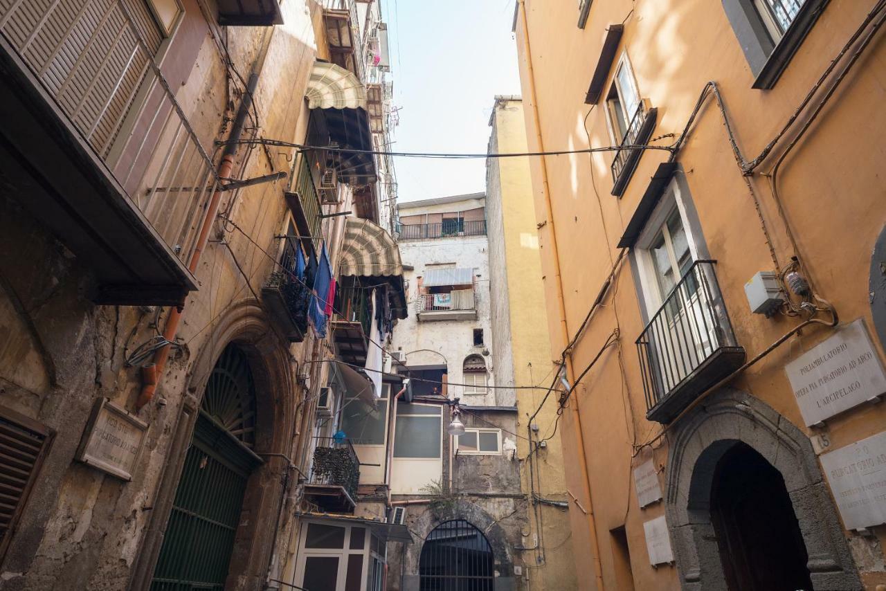 Stanzulell Naples