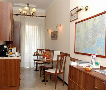 La Dimora Di Nettuno Bed & Breakfast Naples