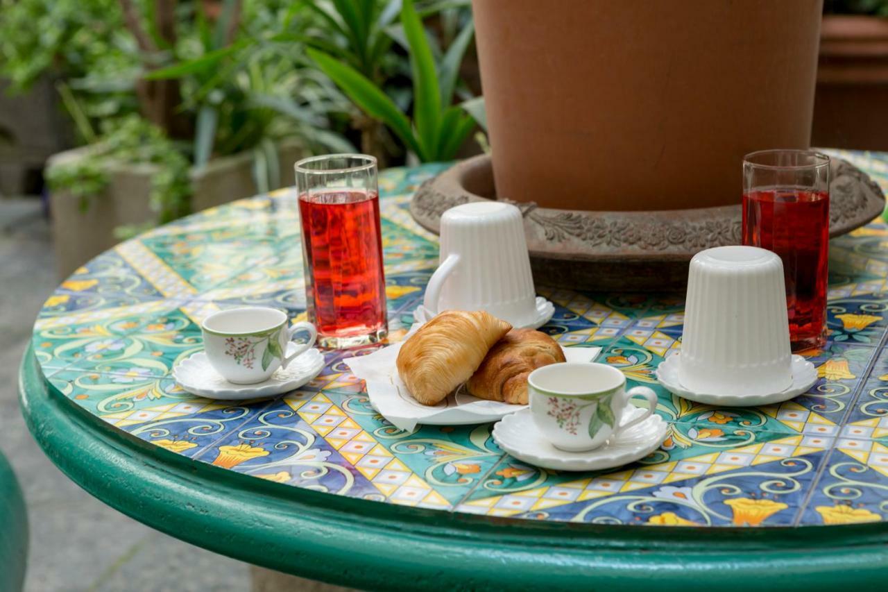 Aristovascio * Naples