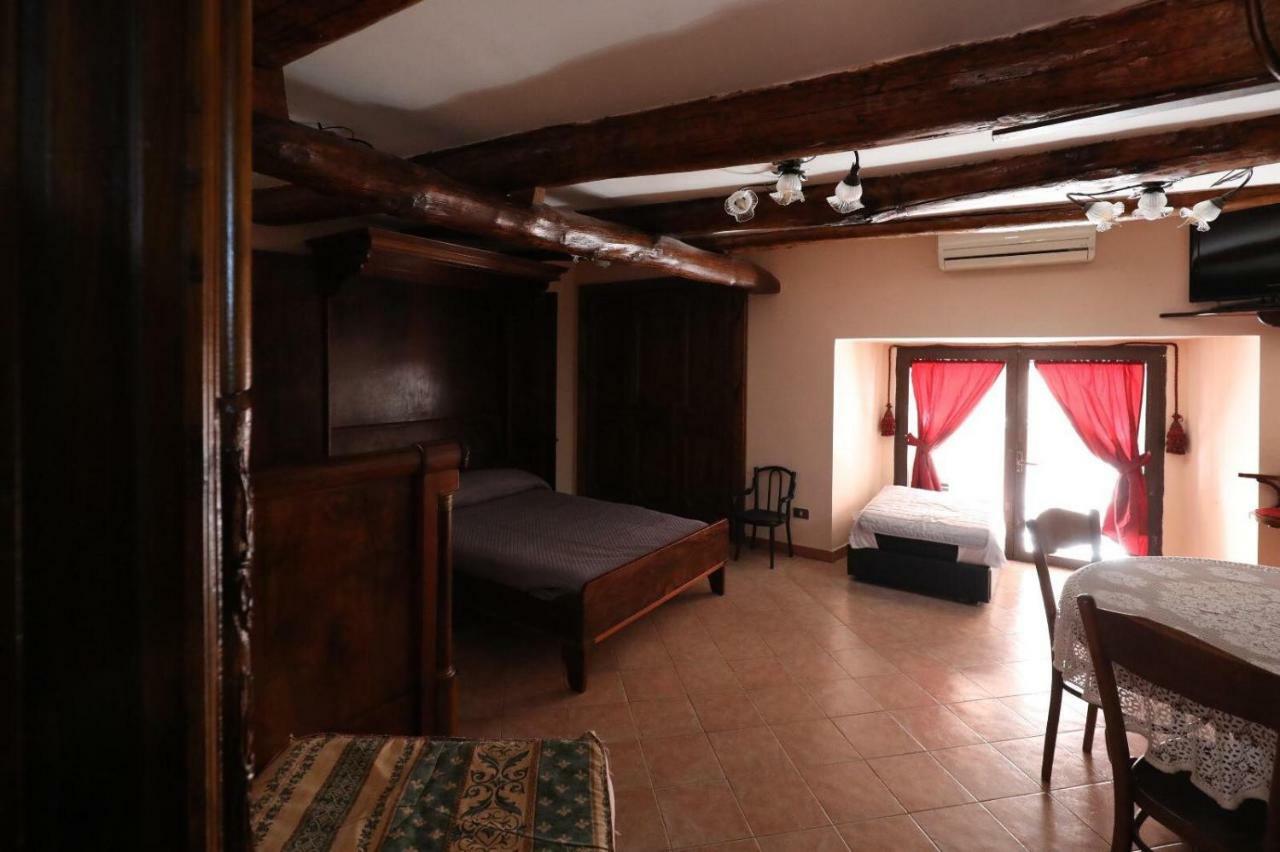 Les Jeux Sont Faits Apartment