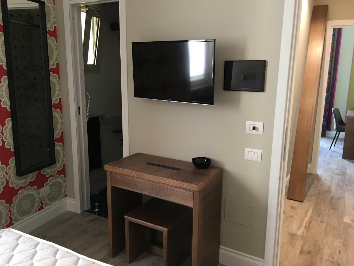 Ambra Noblesse Bed & Breakfast Naples