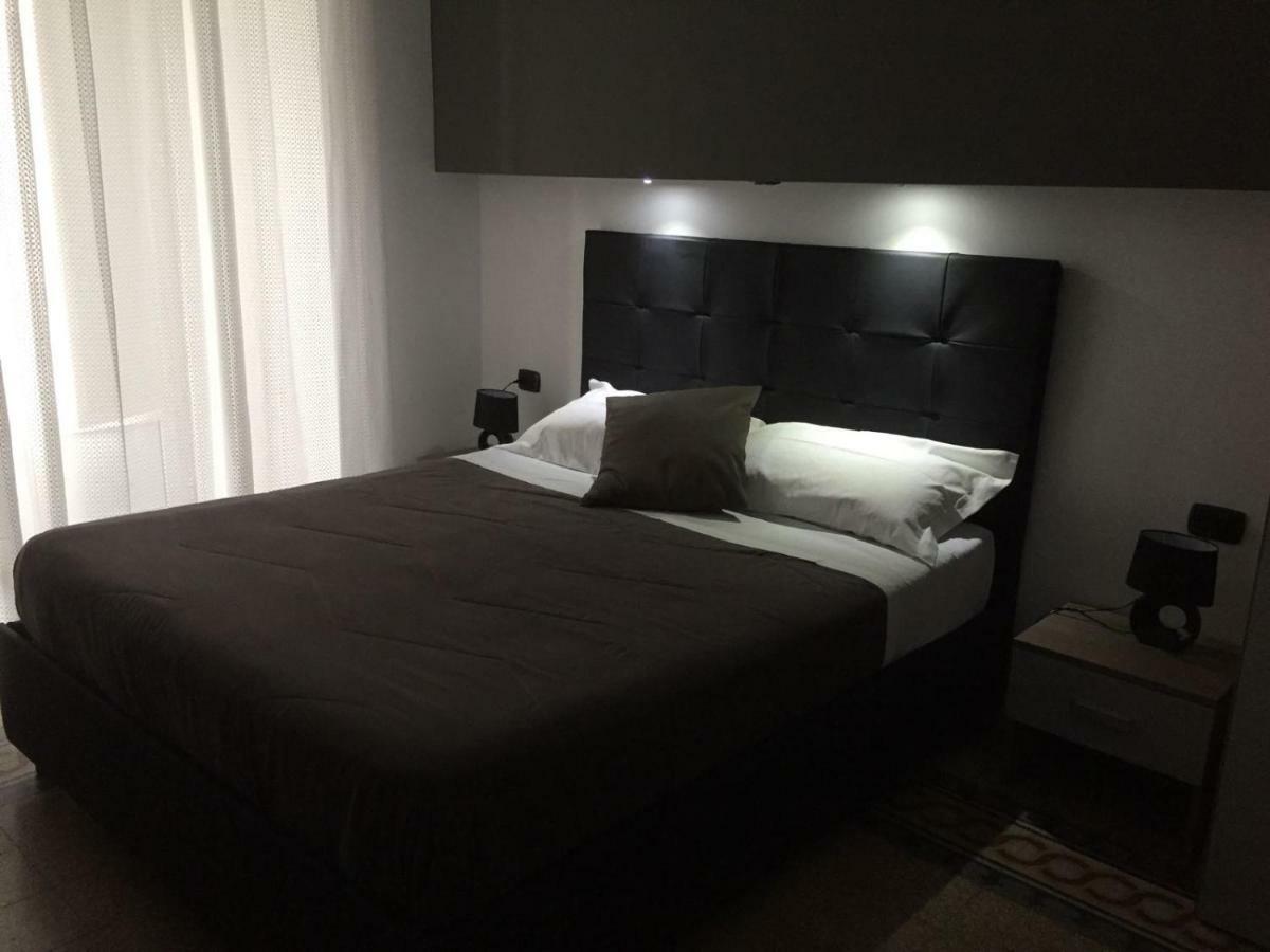 Bed & Breakfast Mb95 - Mezzocannone Luxurious Naples