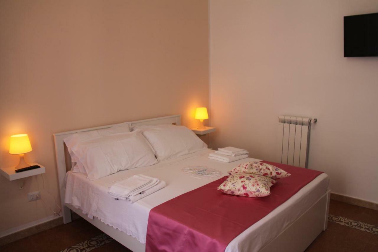 Le Porte Di Bed & Breakfast 3*