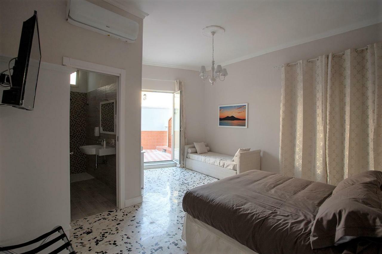 Bed & Breakfast Agora Mura Greche Naples