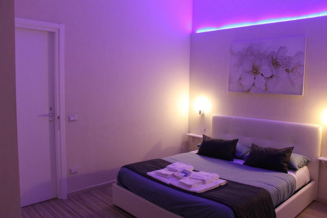 Bed & Breakfast Da Polly A Piazza Amedeo 2*