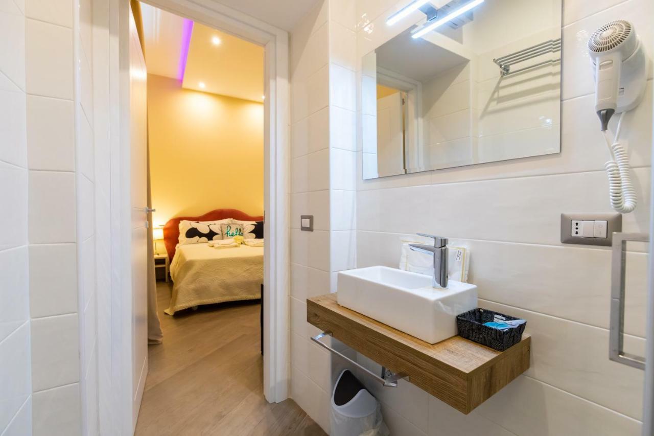Bed & Breakfast Holidays Naples