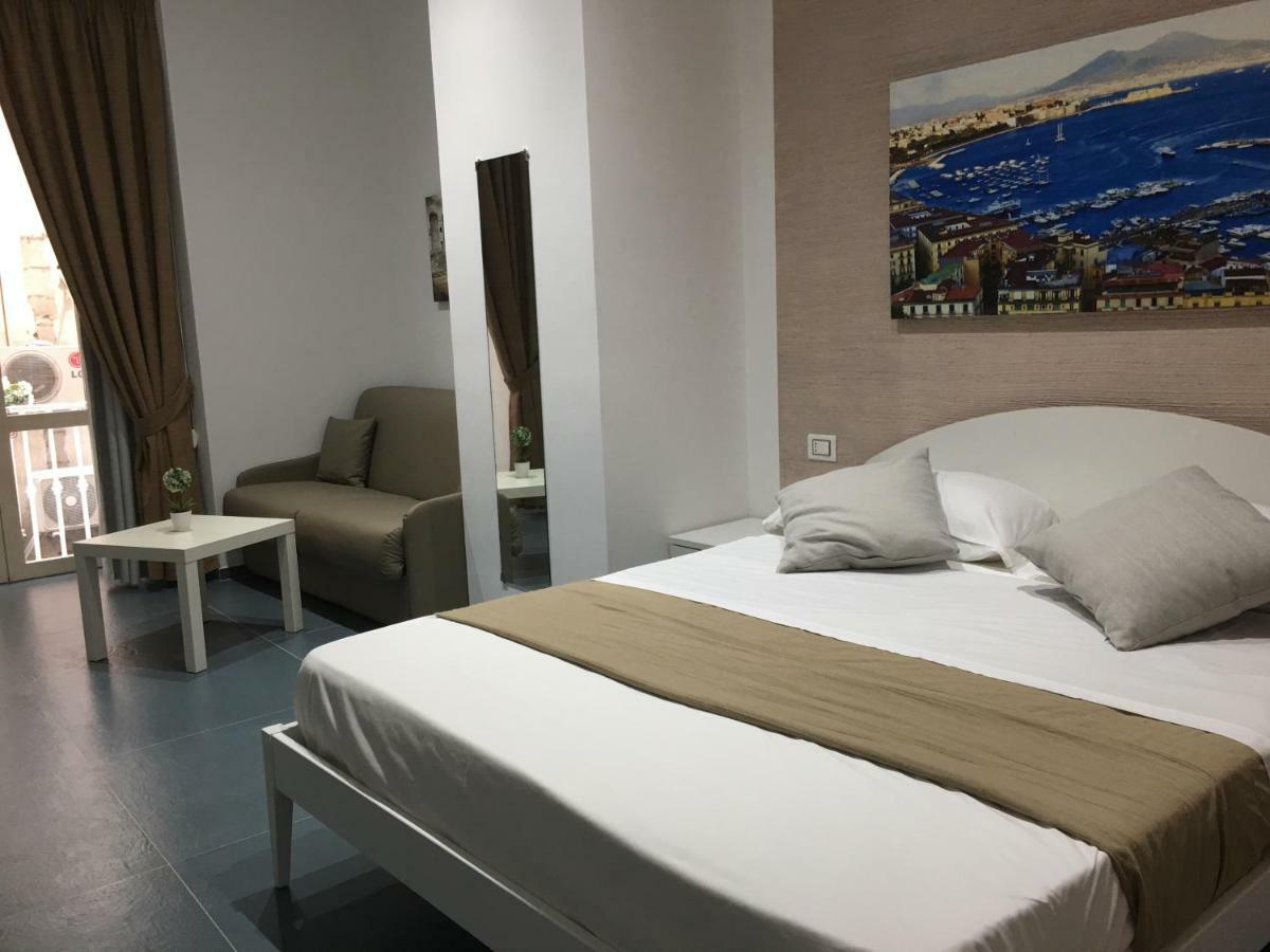 Mascalzone Latino Luxury