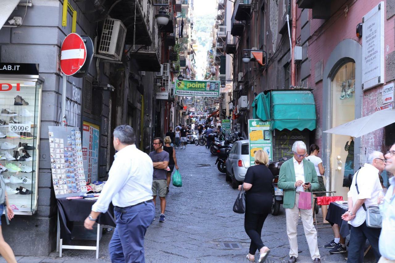 Pisadog Guest house Naples