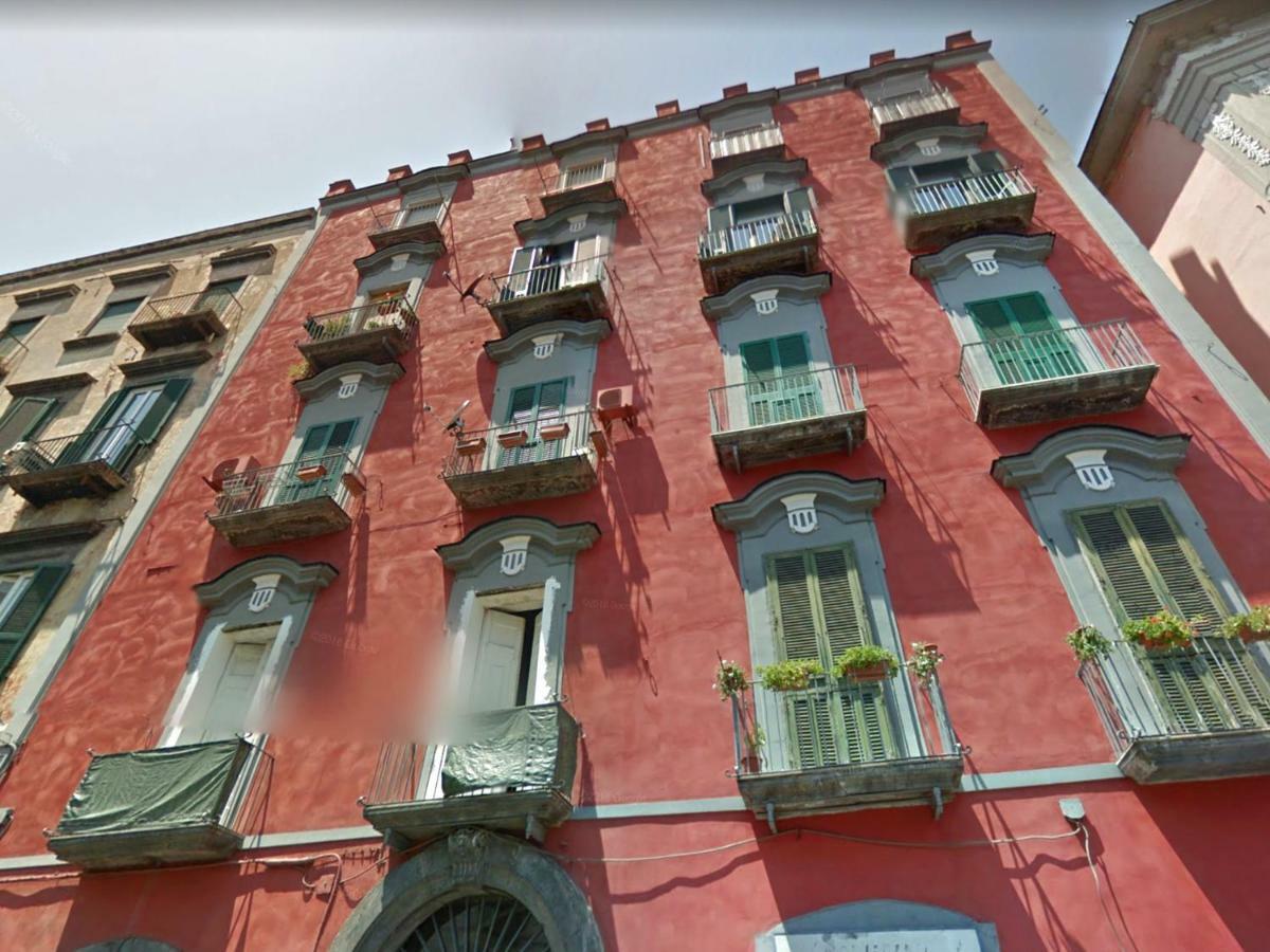 Bonnes Naples