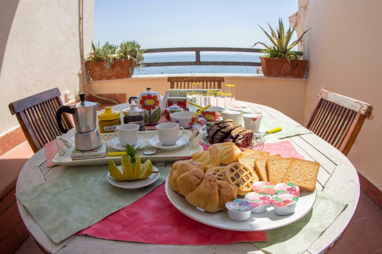 Le Terrazze A Mergellina Bed & Breakfast Naples