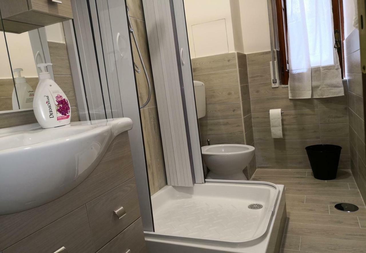 Bed & Breakfast Fenesta Vascia Naples