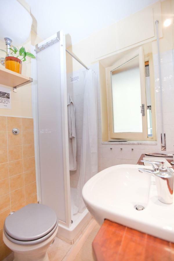 Rent Vesuvio 5*
